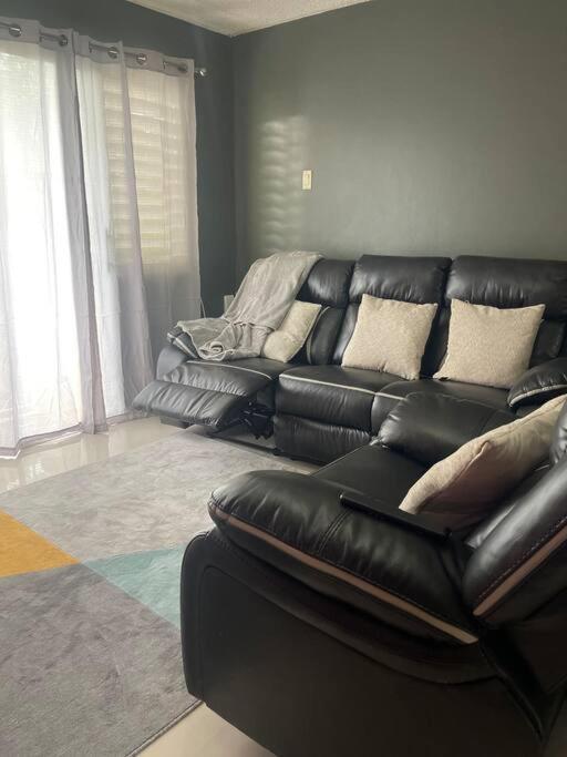 New Kingston Retreat Appartement Buitenkant foto